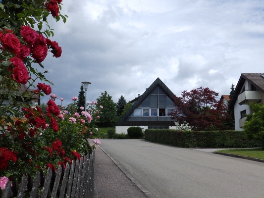 Bergstraße mit Blick auf Buchhandlung Heesen